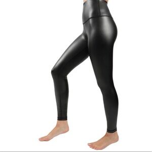 NWT LEATHERETTE LEGGING - 90 DEGREE BY REFLEX Black S